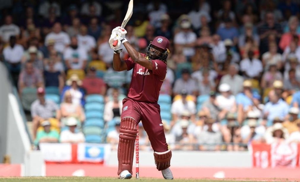 Chris Gayle breaks Shahid Afridi's world record for most sixes in ...