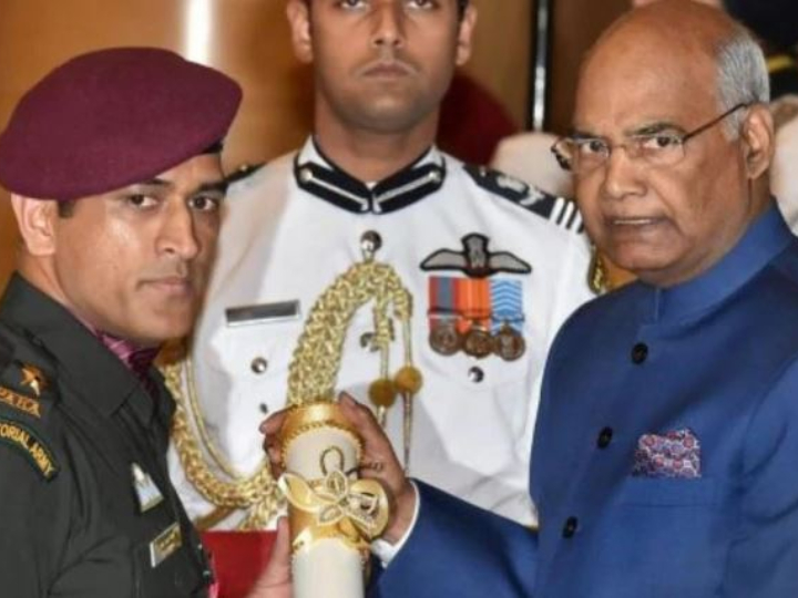 MS Dhoni Meets President Ram Nath Kovind Over Dinner