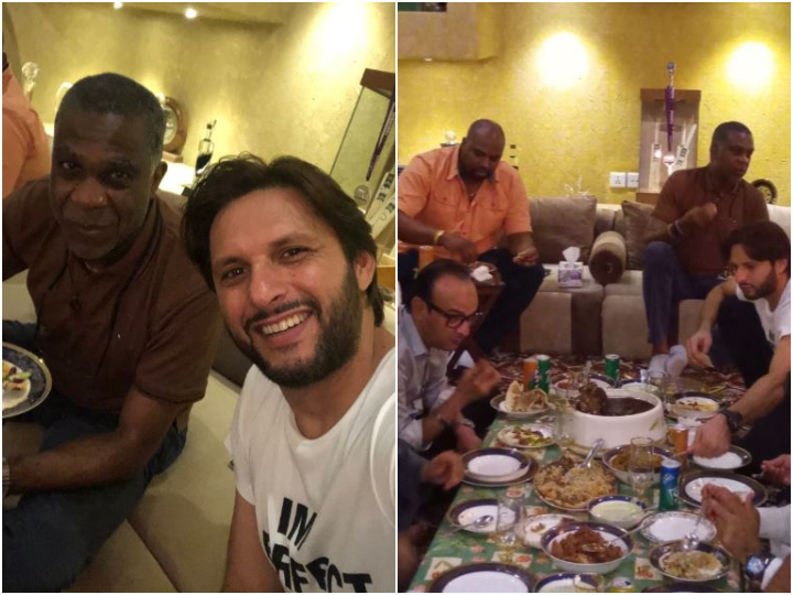 in pics shahid afridi hosts dinner party for michael holding In Pics: Shahid Afridi Hosts Dinner Party For Michael Holding