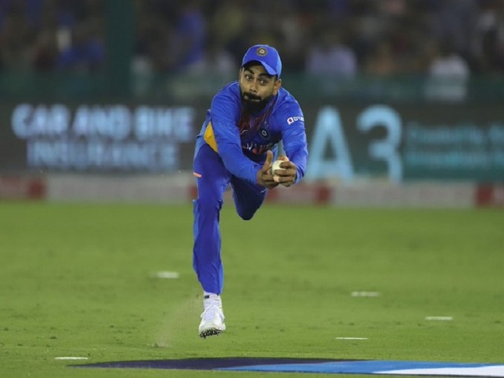 IND Vs SA, 2nd T20: Virat Kohli Takes Stunning One-handed Catch To ...