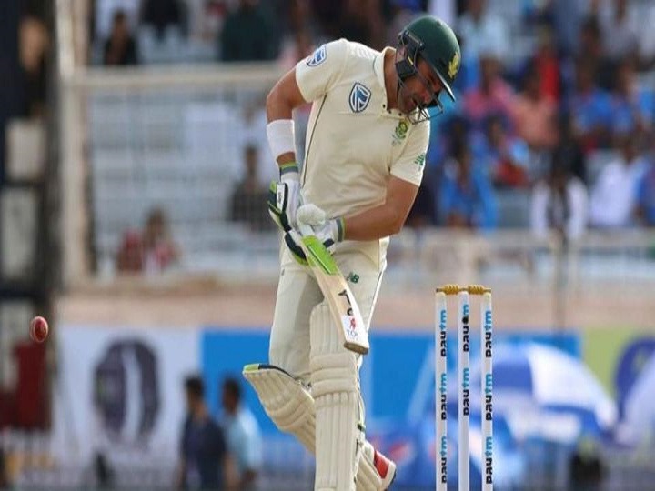 ind vs sa 3rd test elgar retires hurt after blow on helmet by umesh yadav bouncer IND vs SA, 3rd Test: Elgar Retires Hurt After Blow On Helmet By Umesh Bouncer