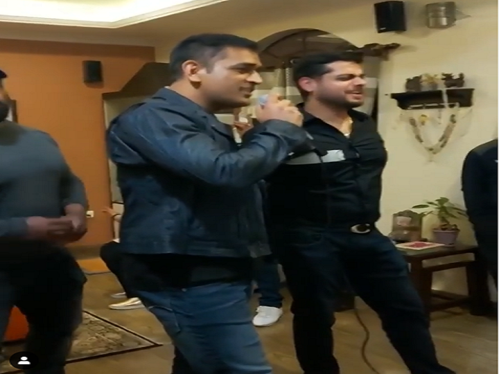 WATCH | Away From Cricket, Dhoni Hums Popular Bollywood Song With Friends