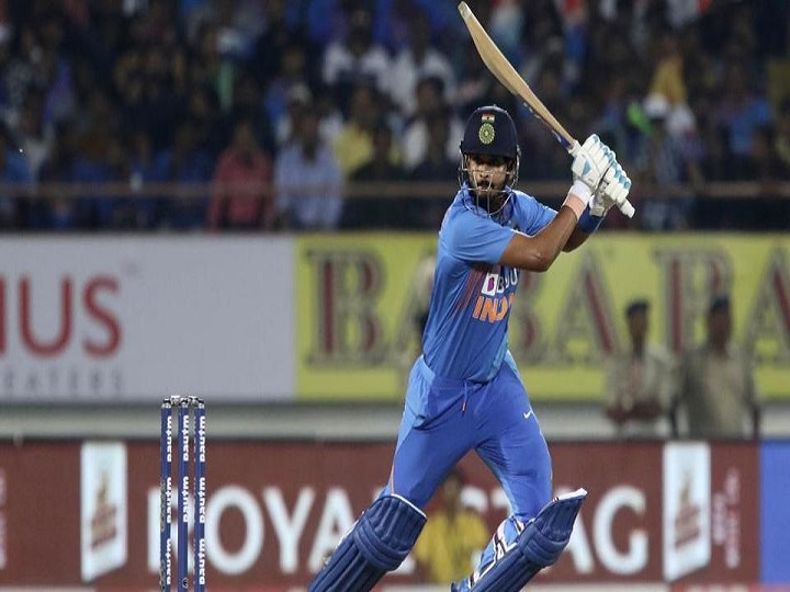 ind vs nz iyer posts batting practice pic at nets with caption titled focussed IND vs NZ: Iyer Posts Batting Practice Pic At Nets With Caption Titled 