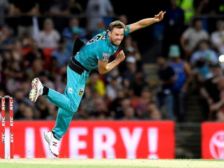 WATCH: Ben Laughlin Becomes 1st Bowler To Pick 100 BBL Wickets