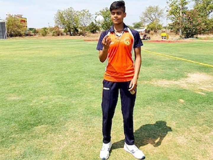 chandigarhs kashvee gautam becomes first indian bowler to pick 10 wickets in limited overs cricket Chandigarh's Kashvee Gautam Becomes First Indian Bowler To Pick 10 Wickets In Limited Overs Cricket