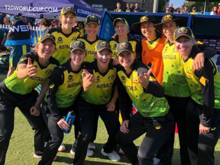 womens t20 wc mooney wareham take australia to semis Women's T20 WC: Mooney, Wareham Take Australia To Semis