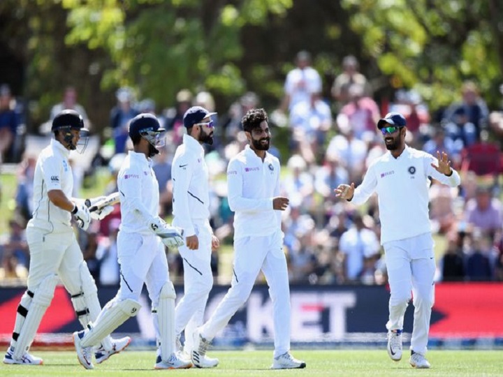 ind vs nz 2nd test day 2 indian bowlers reduce kiwis to 142 5 at lunch IND vs NZ, 2nd Test, Day 2: Indian Bowlers Reduce Kiwis To 142/5 At Lunch