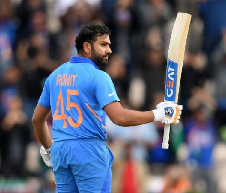 टीम इंडियाचा सलामीचा फलंदाज रोहित शर्माने या सामन्यात 128 चेंडूंमध्ये शतक साजरं केलं. रोहितचं वन डे कारकीर्दीतलं हे तेविसावं आणि विश्वचषकातलं दुसरं शतक ठरलं. या सामन्यात भारतीय विजयाच्या आशा या रोहितवरच केंद्रित झाल्या होत्या. रोहित 122 धावांवर नाबाद राहिला.