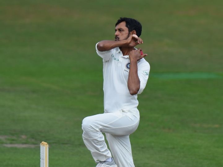 IND A vs SA A: गेंदबाज़ों के कमाल से दूसरी पारी में भी लड़खड़ाया दक्षिण अफ्रीका, मजबूत स्थिति में भारत ए IND A vs SA A: गेंदबाज़ों के कमाल से दूसरी पारी में भी लड़खड़ाया दक्षिण अफ्रीका, मजबूत स्थिति में भारत ए