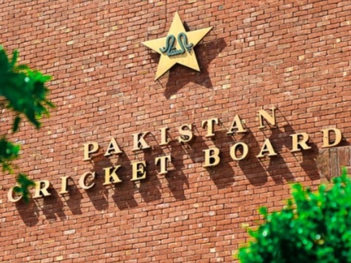 pakistan not paying any extra money to visiting sri lanka team pcb ceo यूएई में अब घरेलू मैच नहीं खेलेगा पाकिस्तान: पीसीबी