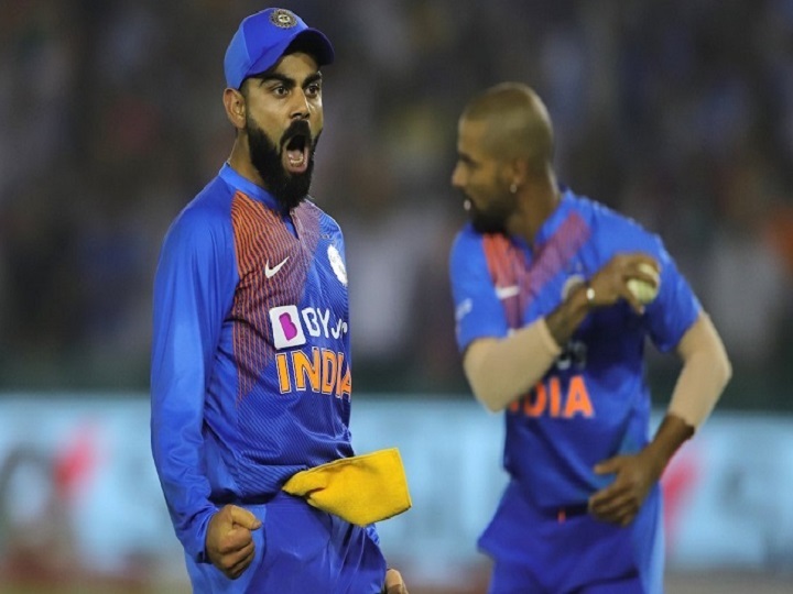 india vs south africa virat kohli breaks the stumps in frustration watch video India vs South Africa: विराट कोहली ने गुस्से में आकर तोड़ा स्टम्प, देखें वीडियो