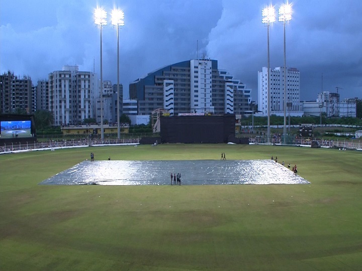 third womens t20i between india and south africa washed out भारत और दक्षिण अफ्रीका के बीच तीसरा टी20 मुकाबला बारिश के कारण हुआ रद्द