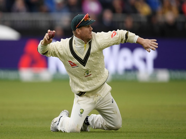 ड्रेसिंग रूम से निकलते वक्त डेविड वॉर्नर को एक बार फिर कहा गया 'धोखेबाज', वॉर्नर ने कुछ इस अंदाज में दिया जवाब