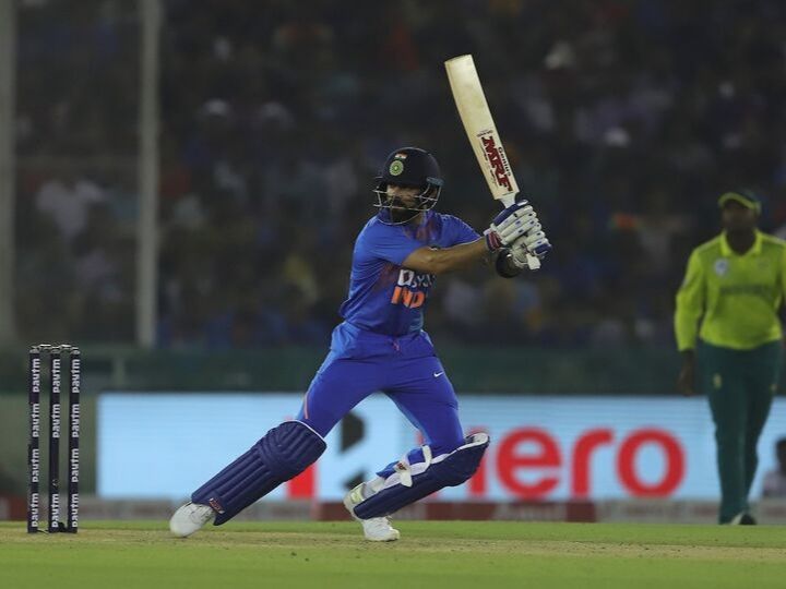 record indian captain virat kohli became highest run scorer in t20i cricket WORLD RECORD IND vs SA: T20I क्रिकेट में सर्वाधिक रन बनाने वाले बल्लेबाज़़ बने विराट कोहली