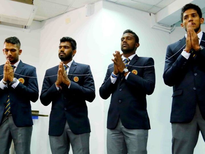 सुरक्षा चिंताओं के बावजूद पाकिस्तान दौरे के लिए रवाना हुई श्रीलंकाई टीम