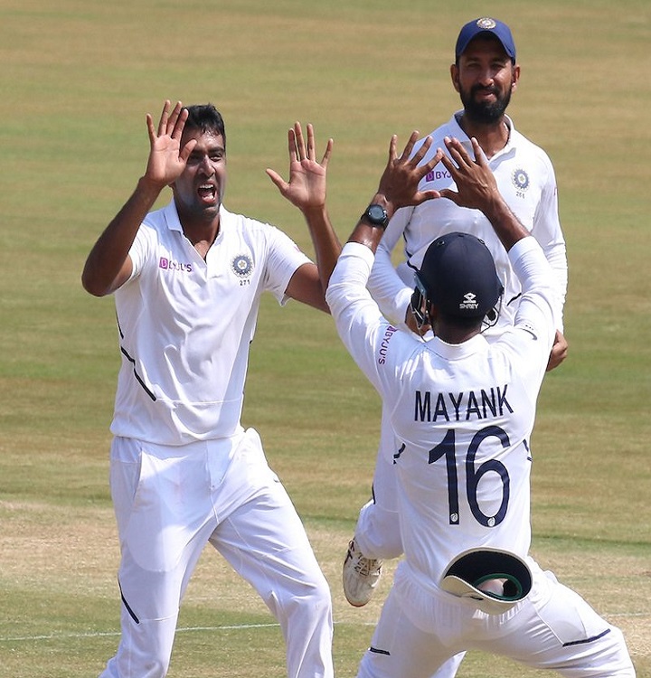 r ashwin can get to 500 wickets in tests harbhajan singh टेस्ट मैच में आर अश्विन ले सकते हैं 500 विकेट: हरभजन सिंह