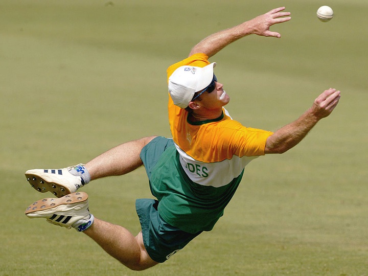 मुझे लगता है कि दक्षिण अफ्रीका की टीम में एकता की कमी है: जॉन्टी रोड्स