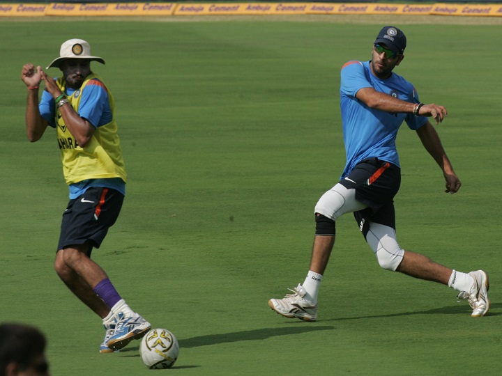 हरभजन सिंह ने सूर्यकुमार यादव को बताया नंबर 4 के लिए परफेक्ट, युवराज ने कर दिया टीम इंडिया को ट्रोल