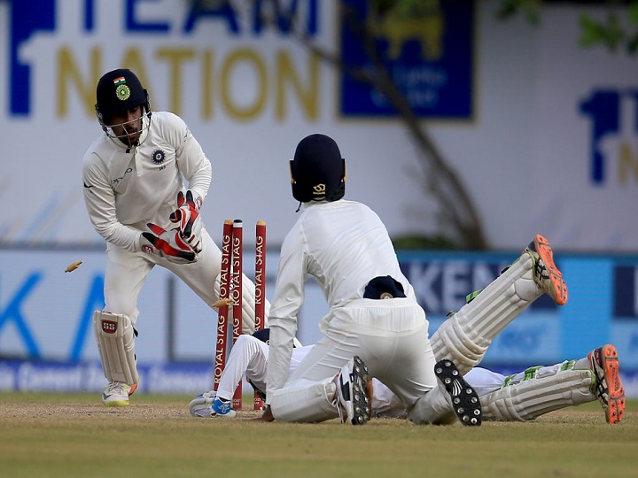 wriddhiman saha ready to help india teammates prepare for day night test vs bangladesh डे-नाइट टेस्ट मैच के लिए मैं भारतीय टीम की मदद करने के लिए तैयार: साहा