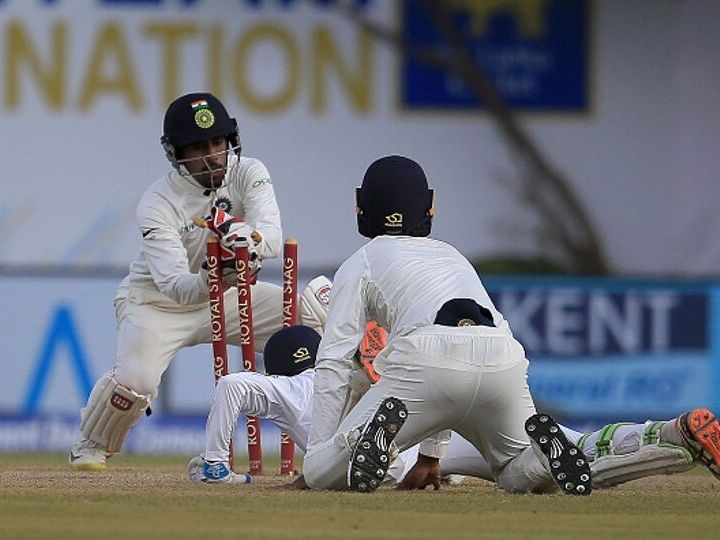 ind vs sa virat kohli confirms wriddhiman saha will keep wickets for india in the 1st test IND vs SA: साउथ अफ्रीका के खिलाफ पहले टेस्ट में ऋद्धिमान साहा करेंगे विकेटकीपिंग