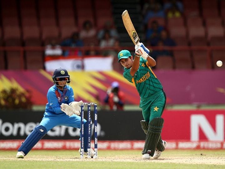 nida dar makes pakistan history with sydney thunder deal निदा दार ने सिडनी थंडर्स के साथ किया ऐतिहासिक करार