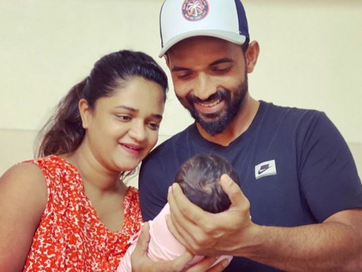 night watchman changing the diapers sachin tendulkar wishes ajinkya rahane on fatherhood सचिन तेंदुलकर ने पहली बार पिता बने अजिंक्य रहाणे को दी बधाई