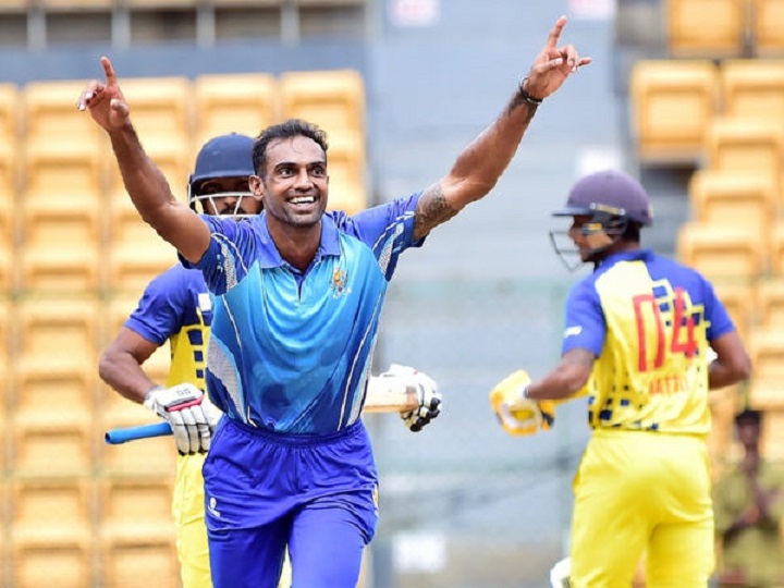 abhimanyu mithun clinched 5 wickets including a hat trick in one over for karnataka in the semi finals mushtaq ali अभिमन्यु मिथुन ने मुश्ताक अली ट्रॉफी में रचा इतिहास, 6 गेंदों में लिए 5 विकेट