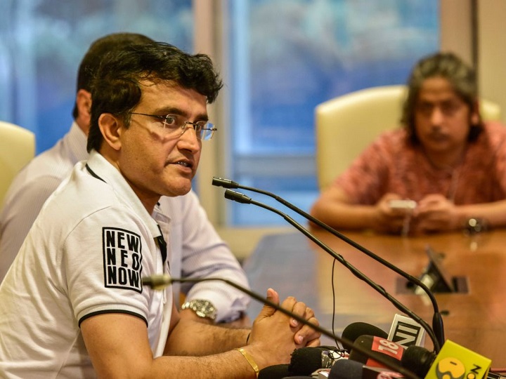 sourav ganguly says will create system where ravi shastri is more involved in nca NCA में एक सिस्टम बनाया जाएगा जिससे शास्त्री ज्यादा से ज्यादा समय बिता सके: गांगुली