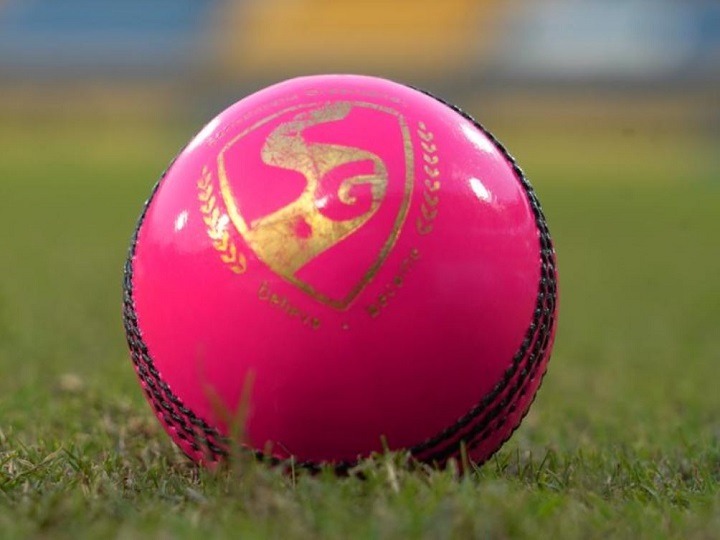 bcci claims pink ball will get reverse swing because it made by hand IND Vs BAN: हाथ से हुई है पिंक बॉल की सिलाई, रिवर्स स्विंग में होगी मददगार