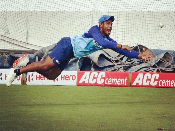 sanju samson can be in playing 11 for 2nd t20 against westindies वेस्टइंडीज के खिलाफ आज दूसरे टी20 में प्लेइंग 11 में शामिल हो सकते हैं सैमसन, फैंस को उम्मीद