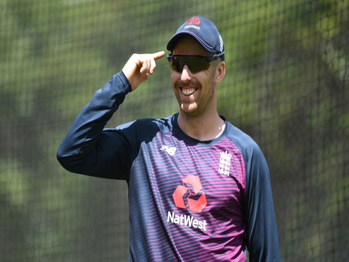 england spinner jack leach taken to hospital 2 मैच के बीच में न्यूजीलैंड के खिलाड़ी को हुई पेट में गैस की समस्या, अस्पताल में हुए भर्ती