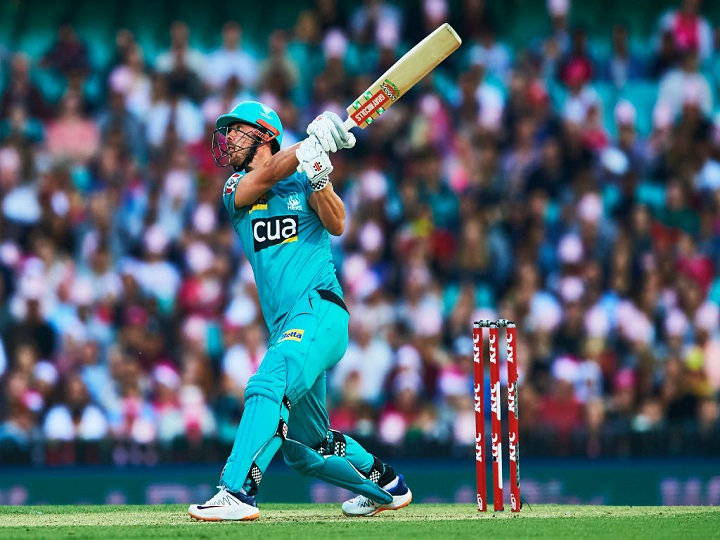 chris lynn creates big bash league history with swashbuckling knock watch 35 गेंदों में 94 रनों की पारी खेल क्रिस लिन ने BBL रचा इतिहास, लगाए 11 छक्के