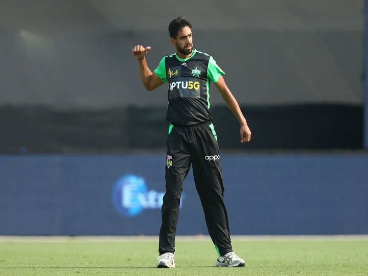 haris rauf sparks controversy with throat slashing celebration in bbl BBL में विकेट लेने के बाद हैरिस राउफ ने दिखाया गला-काट सेलिब्रेशन, लोगों ने लगा दी क्लास