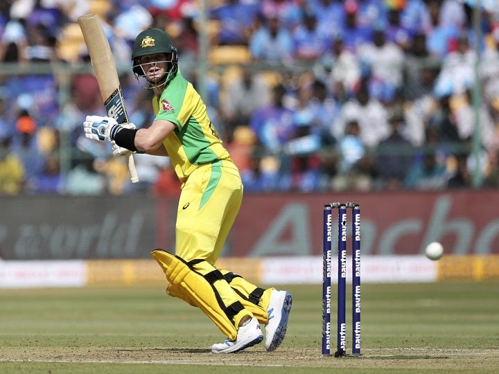 ind vs aus steve smith brings up 9th odi ton after 1095 days IND vs AUS:  1095 दिन बाद स्मिथ ने जड़ा अपना 9वां वनडे शतक