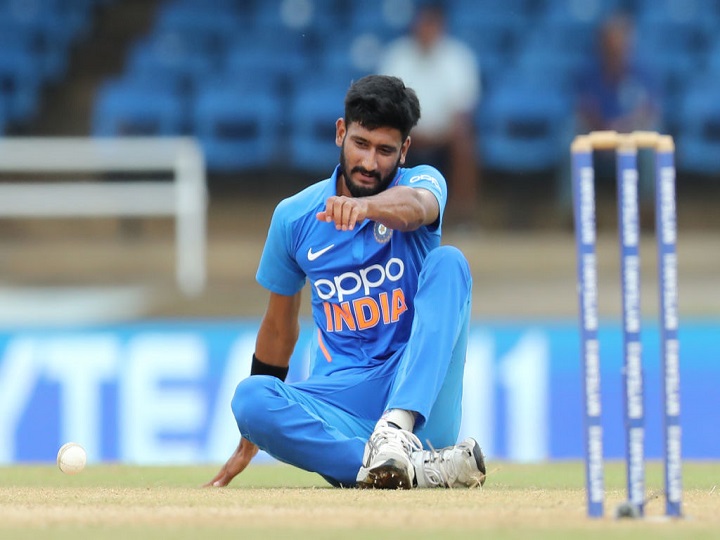 khaleel ahmed ruled out of india as nz tour with wrist injury कलाई में लगी चोट के बाद इंडिया ए से बाहर हुए खलील अहमद