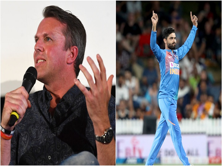 all teams in world dont want him in indian side graeme swann after india all rounders performance in new zealand रवींद्र जडेजा के प्रदर्शन को देख ग्रीम स्वान ने कहा- 'दुनिया की कोई भी टीम उनके खिलाफ नहीं खेलना चाहेगी'