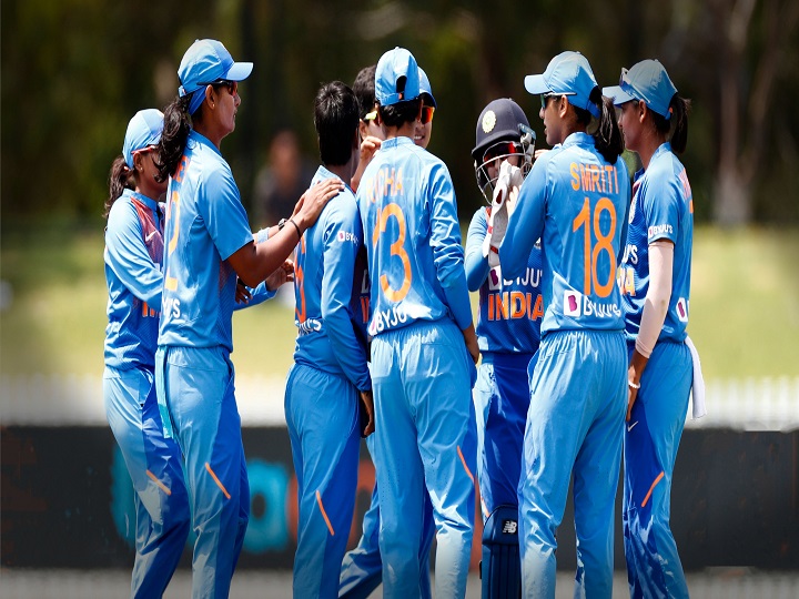 india defeat west indies by two runs in womens t20 world cup warm up game महिला टी-20 विश्व कप : अभ्यास मैच में भारतीय महिला टीम ने वेस्टइंडीज को दी मात