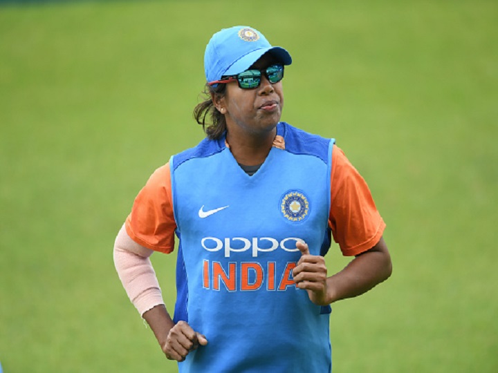 india must keep playing fearless cricket jhulan goswami टीम इंडिया अगर निडर होकर वर्ल्ड कप फाइनल खेली तो टीम जरूर कप जीतेगी: झूलन गोस्वामी